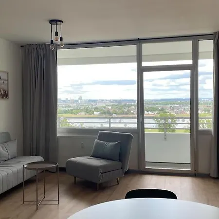 Rheinblick - Wohnung Direkt Bei Duesseldorf Mit Toller Aussicht Neuss Exterior photo