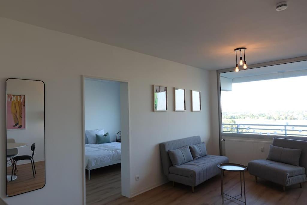 Apartment Rheinblick - Direkt Bei Duesseldorf Mit Toller Aussicht *